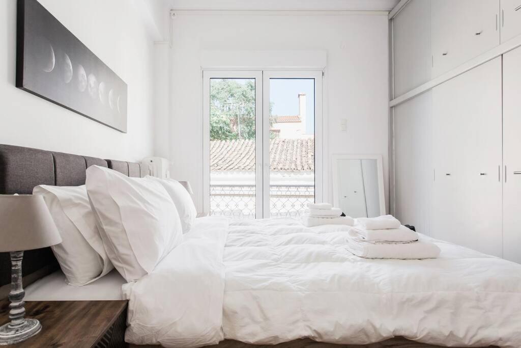 Diogenis' Jug Apartment เอเธนส์ ภายนอก รูปภาพ
